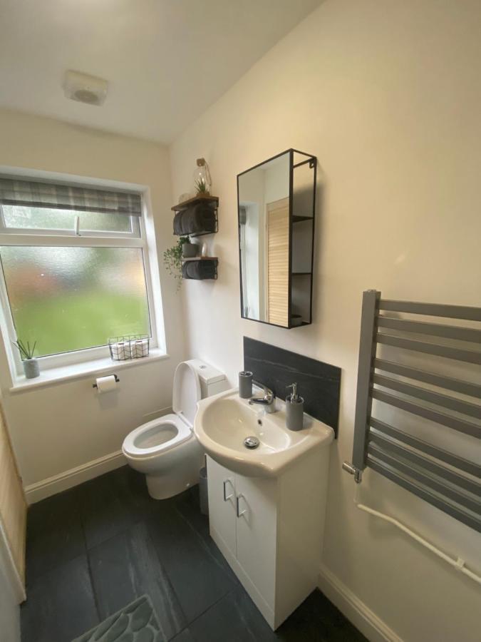 Lovely 1-Bedroom Apartment With Garden And Parking Stone  Exterior photo