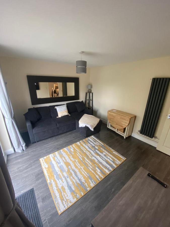 Lovely 1-Bedroom Apartment With Garden And Parking Stone  Exterior photo
